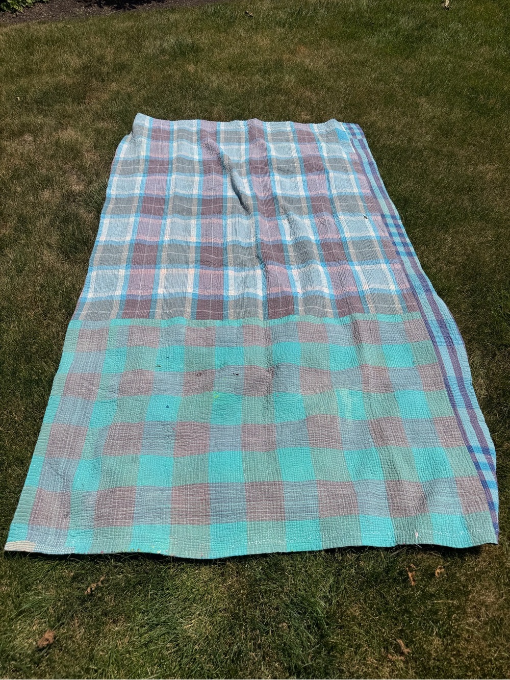Vintage Handmade Kantha Quilt | Reversible Cotton Bohemian Throw - Picture 3 of 8